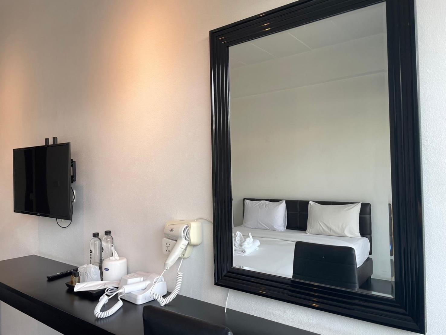 Azz Hotel Chiang Mai Extérieur photo