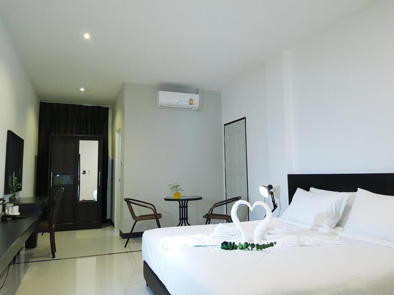 Azz Hotel Chiang Mai Extérieur photo